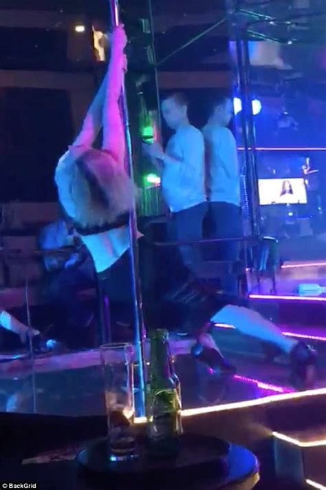 Striptease/Lapdance Sex dating Hualien City
