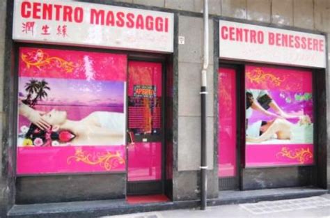 Erotic massage Magnago