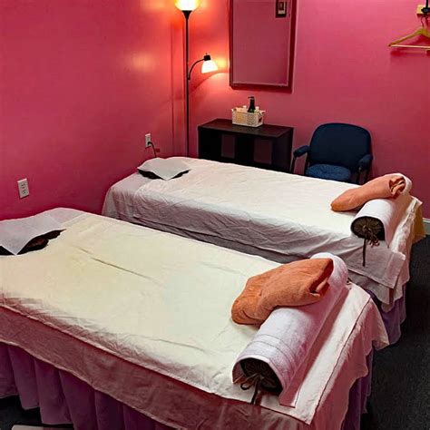 Erotic massage Newington