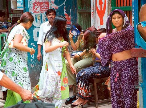  Sluts in Kolkata (IN)