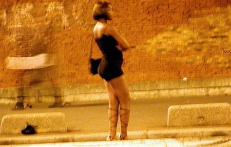 Trouver une prostituée Saint Germain du Puy