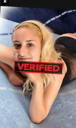 Vanessa tits Prostitute Lamas