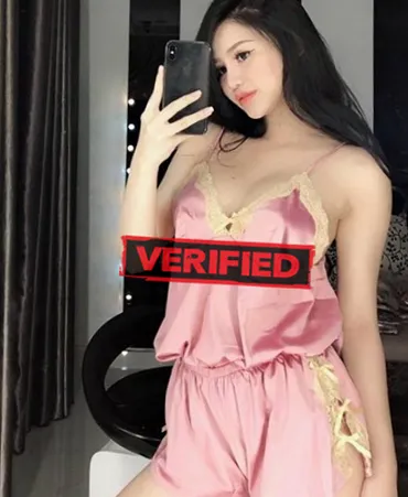Ann strawberry Prostitute Yingge