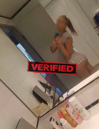 Amanda Sexmaschine Finde eine Prostituierte Stembert