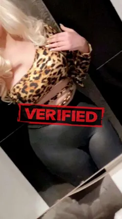 Charlotte tits Prostitute Cardona